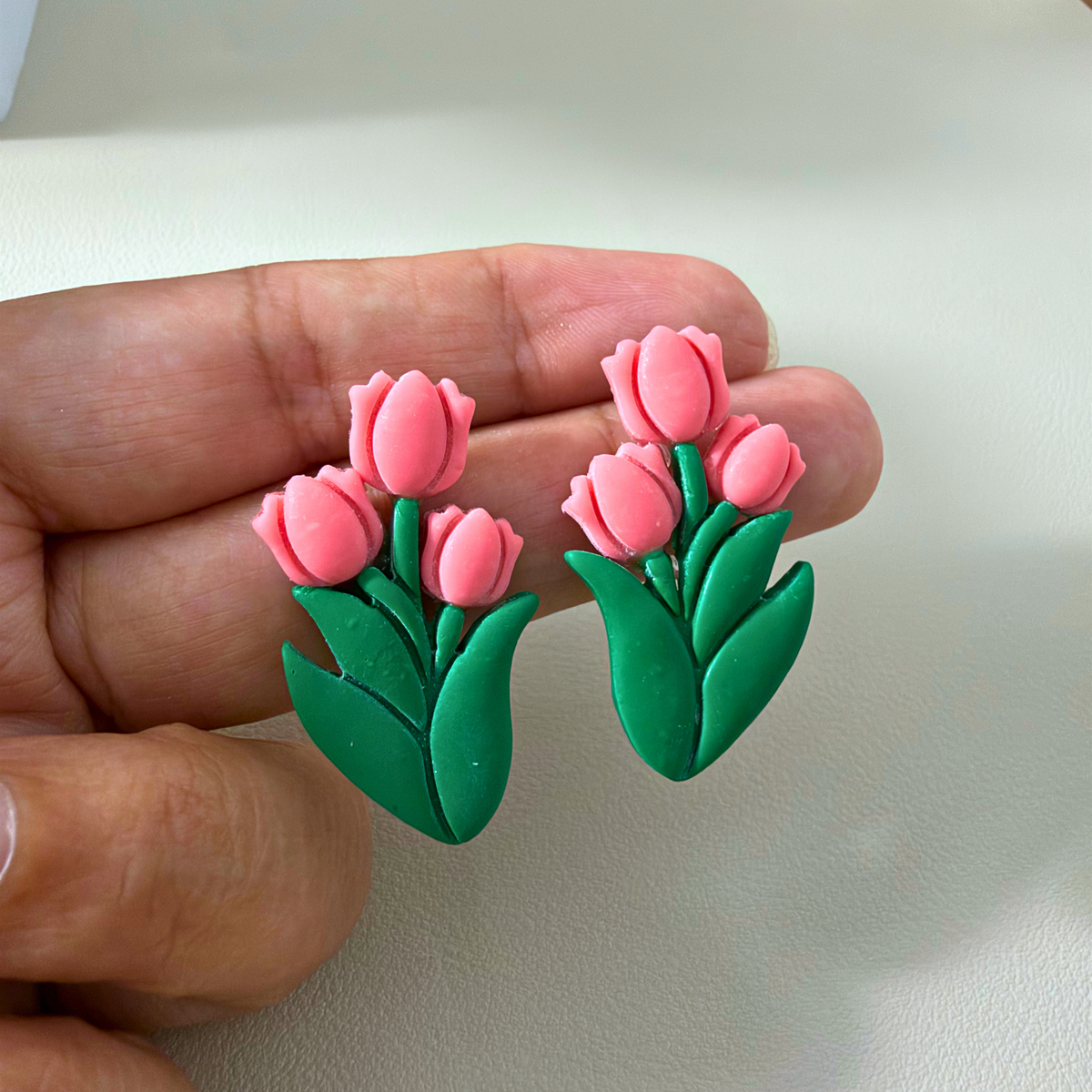 Aretes tulipanes