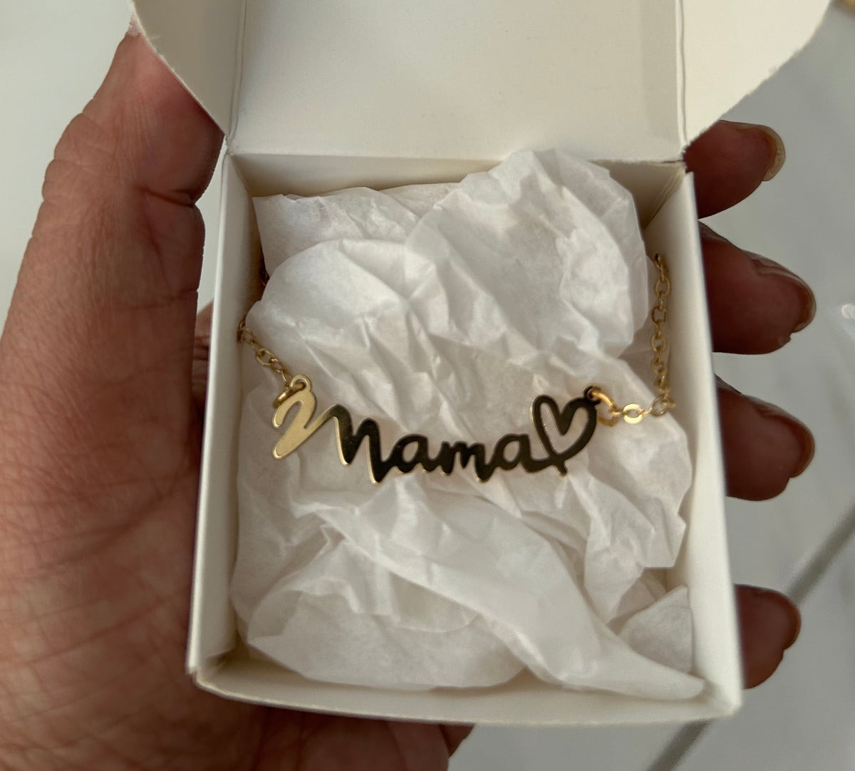 Collar Mamá con corazón